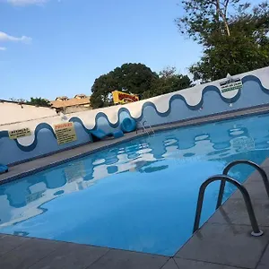 Completo Em Cabo Frio,area Central, 2 Quartos, Cozinha Equipada, Wi-fi, Ate 8 Pessoas Apartamento